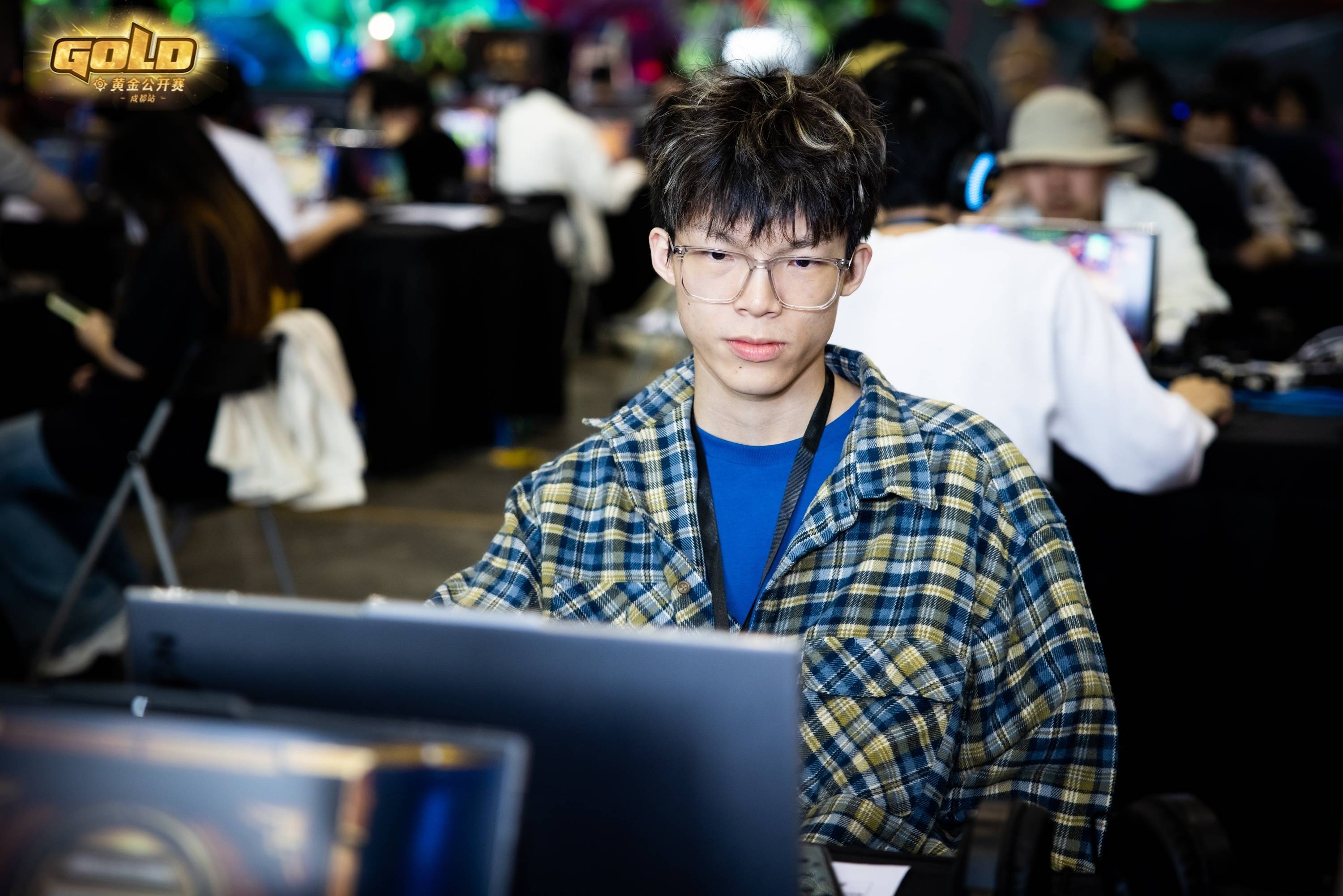 都站落幕 雏雏卫冕！AG真人黄金公开赛成(图5)